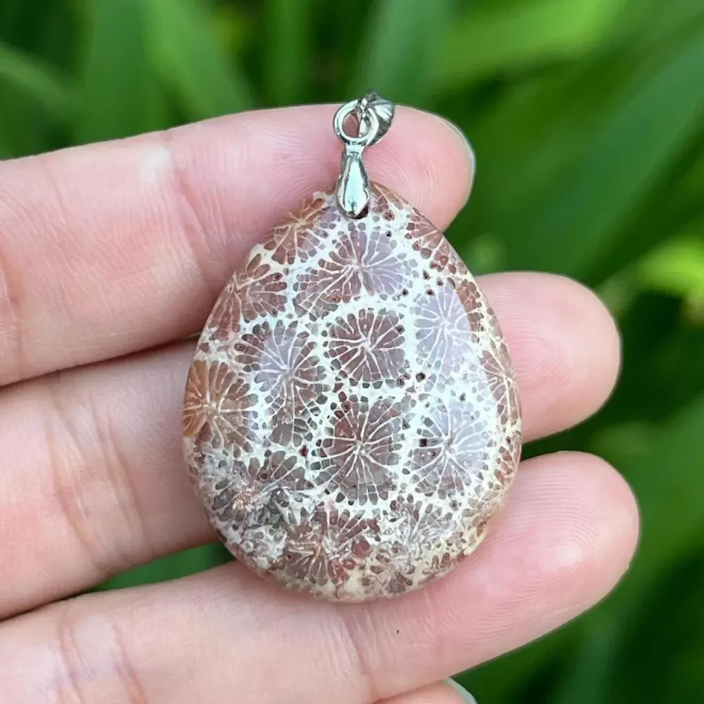 Sterling silver‎ flower pattern coral jade pendant 0920
